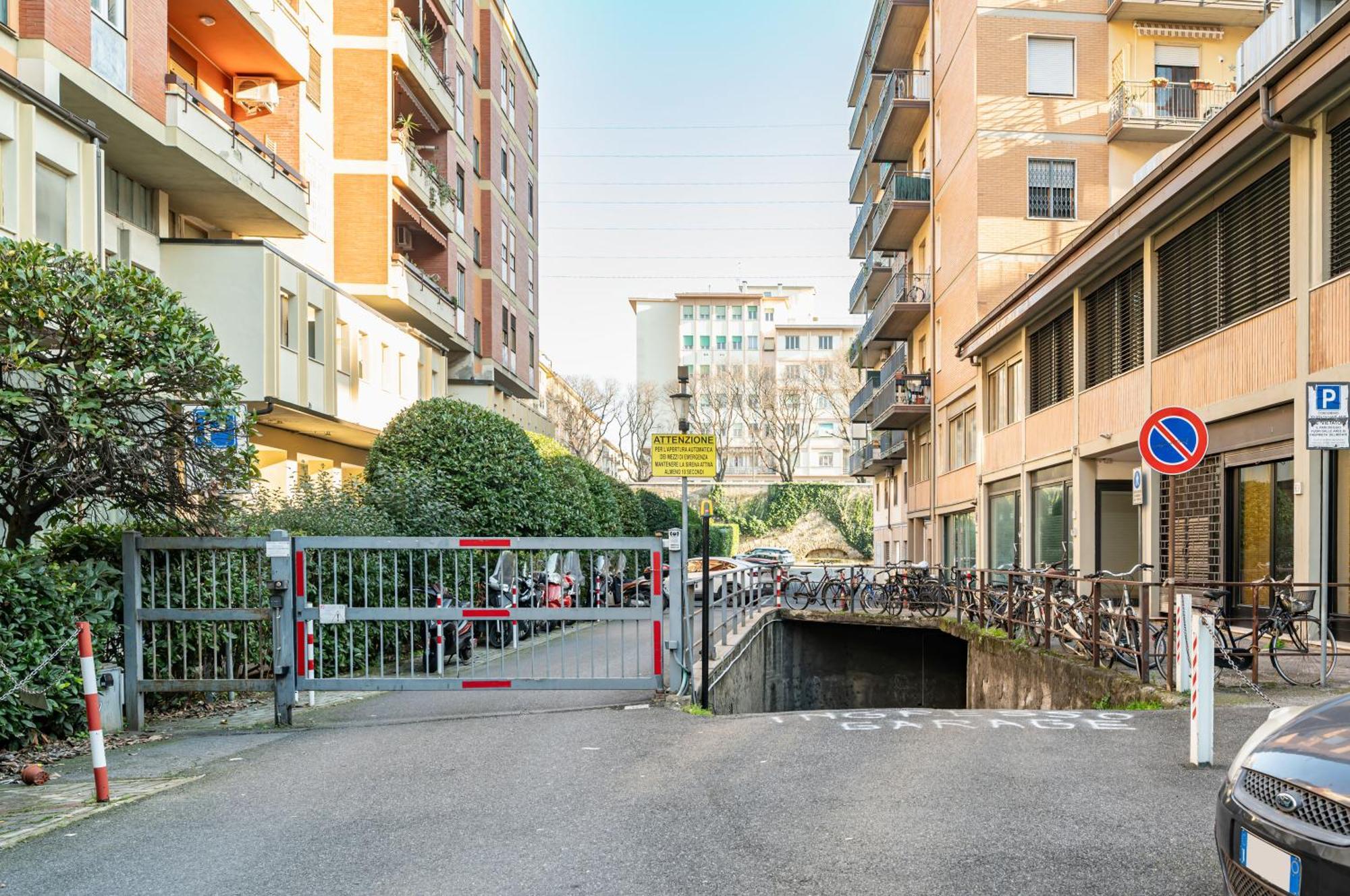 Visarno & University Roomy Flat X6 With Parking Florence Extérieur photo